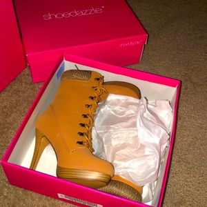 🍂🍁🍁 Booties, Sandy WW, 🍁🍁🍂